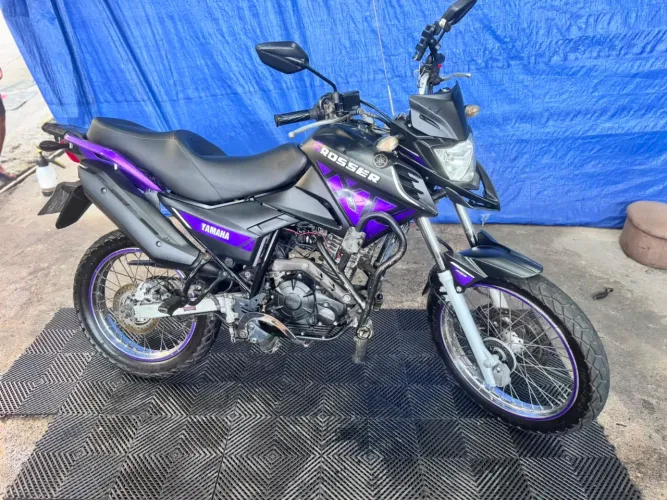 Vendo crosser 2021 único dono , *zap