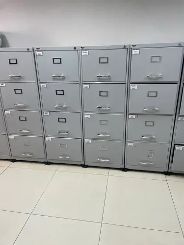 Arquivo de Aço 4 gavetas