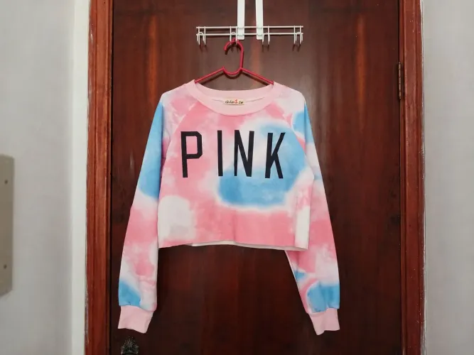 Blusa "Pink" tamanho P rosa e azul aesthetic tumblr estilo harajuku