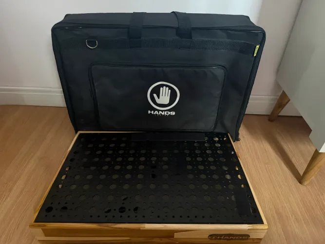 Pedalboard Hands 60x40 com Bag - Excelente Estado!
