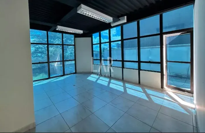 Andar Corporativo para Locação | 300 m² | Ed. Lumiere Business Center | Vila da Serra