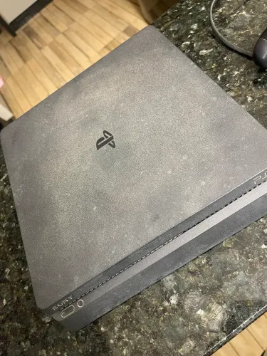 PS4 Slim