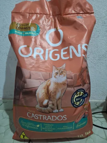 Adimax Ração Origens Para Gatos Castrados Sabor Salmão - 10 1Kg