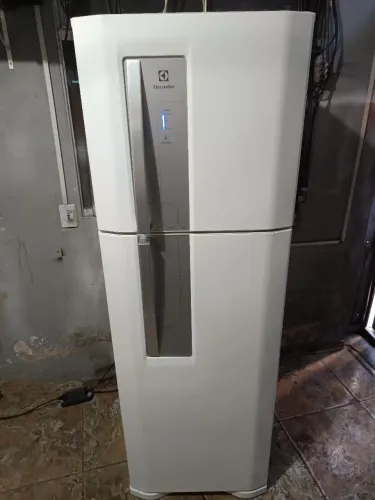 Geladeira Electrolux