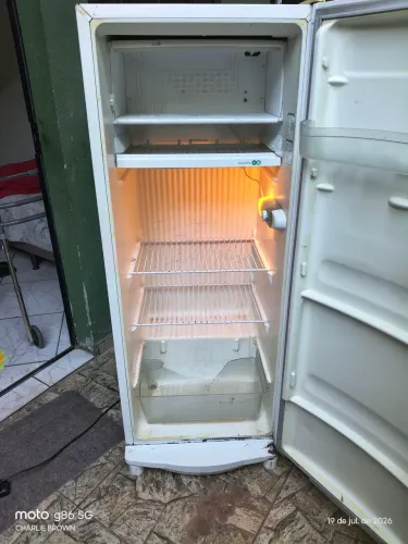 Geladeira consul