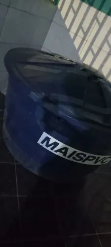 Vendo caixa d água 1000 litros, por apenas 500 reias  interessados *