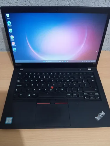 Notebook Lenovo T490
