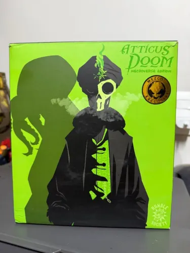 Mezco Atticus Doom Necroverse Action Figure Boneco