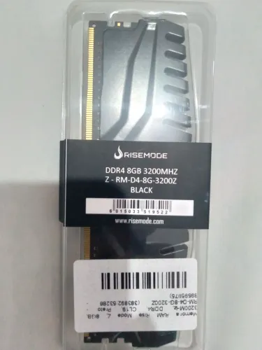 Memória DDR4 8GB / 3200MHz
