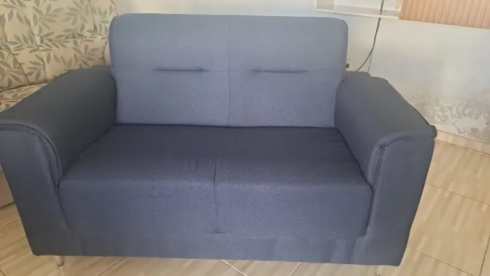 Vendo conjunto de sofá 2 e 3 lugares