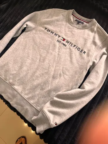 MOLETOM TOMMY HILFIGER TAMANHO M