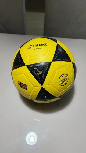 Bola de futevôlei