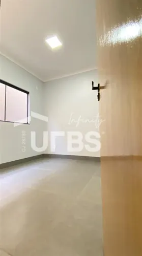 0 - Casa 3 quartos, sendo 1 suíte