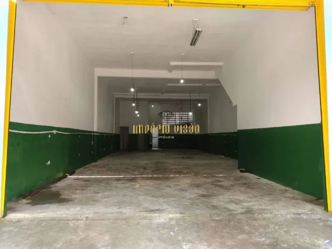 Salão com 200m² para Aluguel no bairro Jardim Anzai - Suzano-SP