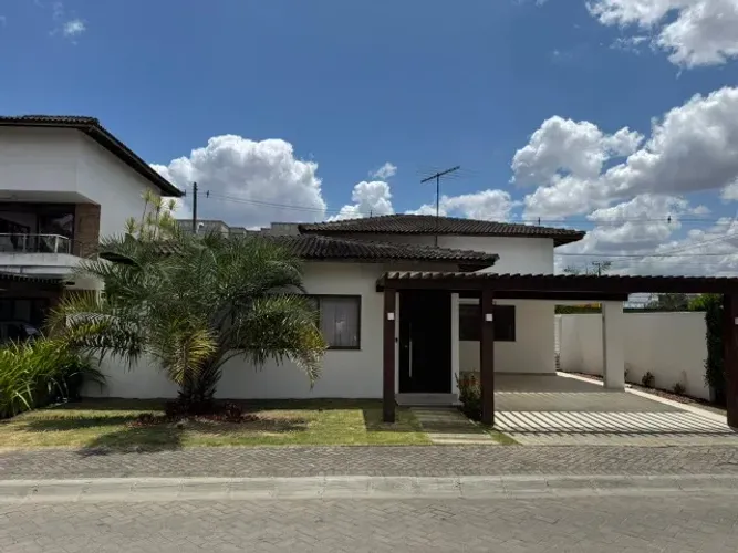 alugo casa condomínio Bangalay