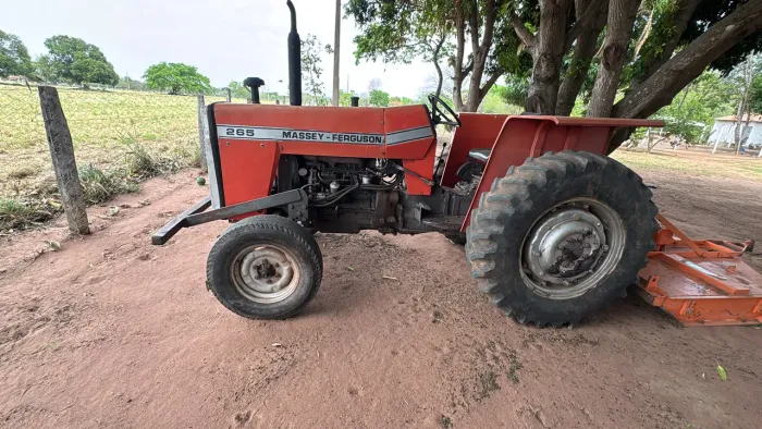 Trator Massey 265