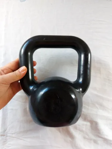 VENDO KETTLEBELL EMBORRACHADO 