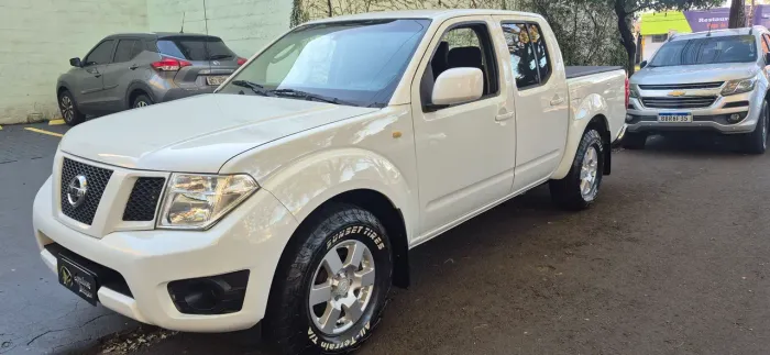 Nissan Frontier S CD 4X2 2.5 TB Diesel 2015