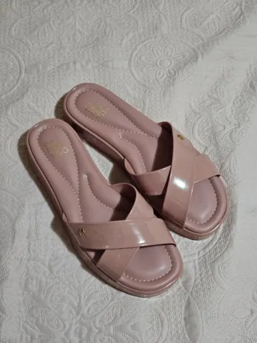 Flat Elevada Acolchoada Rosa