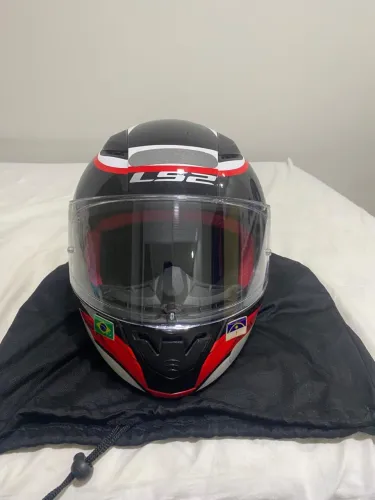 Capacete LS2 FF353 Rapid com casco leve e aerodinâmico
