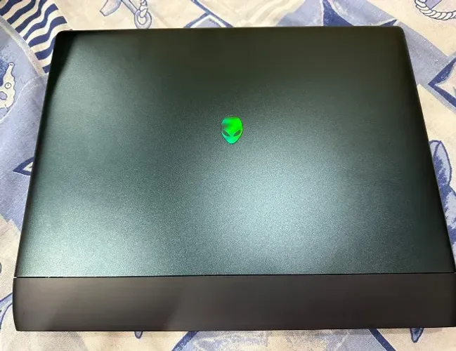Alienware 16 Area-51 Ultra 9 275hx 64gb Ddr5 1tb Gen5