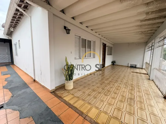 Casa para venda com 200 m² e 2 quartos em Vila Lemos, Bauru - SP