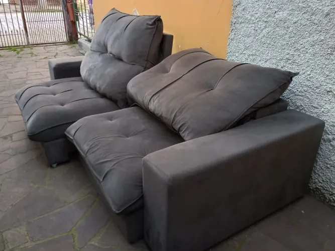 Sofá retrátil reclinável 