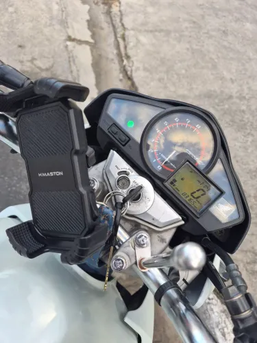 Honda cb300r branca, ano 2014