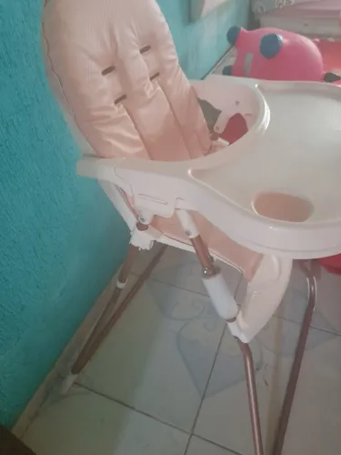 Cadeirinha de alimentação