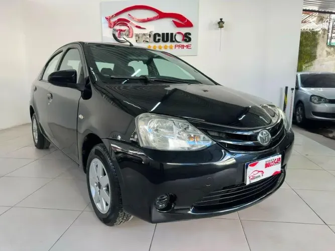 Toyota Etios XS 1.5 Flex 16V 5P Mec. 2014
