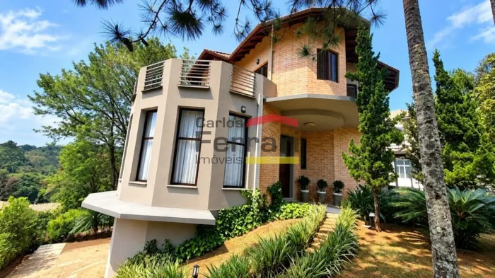 Casa em Condominio na Serra da Cantareira, 1.100m² de terreno, 4 quartos, piscina