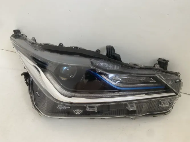 Farol Toyota Corolla Altis / Hybrido é2021 2022 2023 2024 2025 Lado Direito Original  