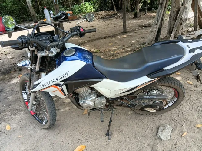 Vendo essa moto quitada legalizada