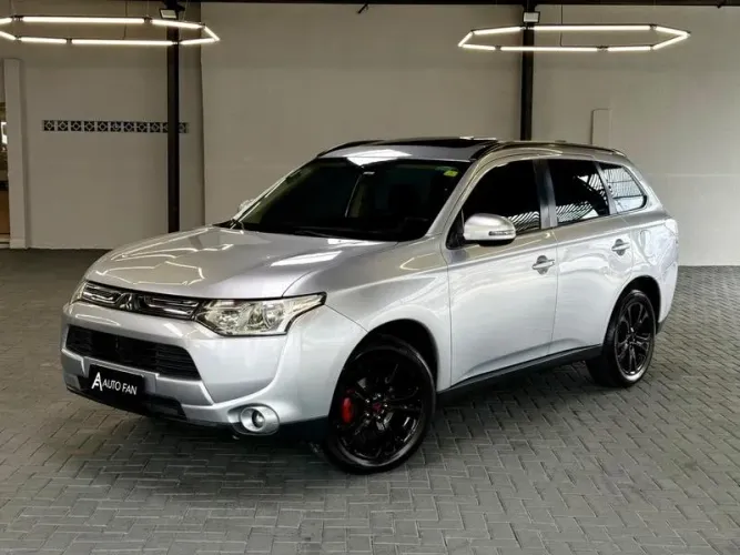 Mitsubishi Outlander 2.0 16V 160cv Aut. 2014