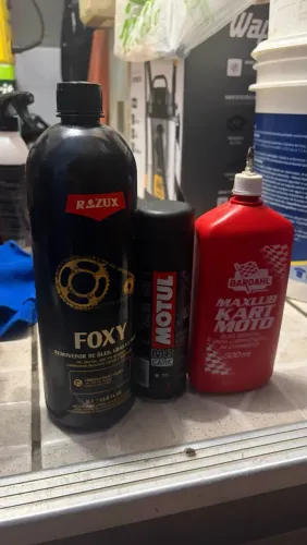 Cavalete moto e kit limpeza corrente 