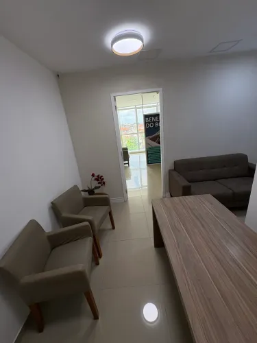 Aluga-se Sala Comercial Mobiliada no Centro Empresarial Shopping da Ilha