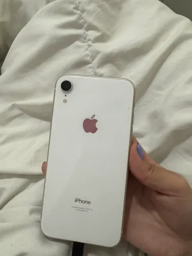 Iphone XR - 64GB - 76% bateria
