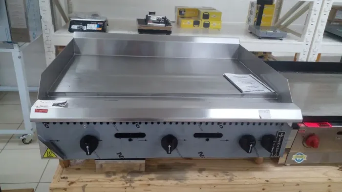 CHAPA INDUSTRIAL A GÁS DE 90 CM, DE 19 MM, DA MARCA VENÂNCIO, NOVA, PROMOÇÃO!!!!
