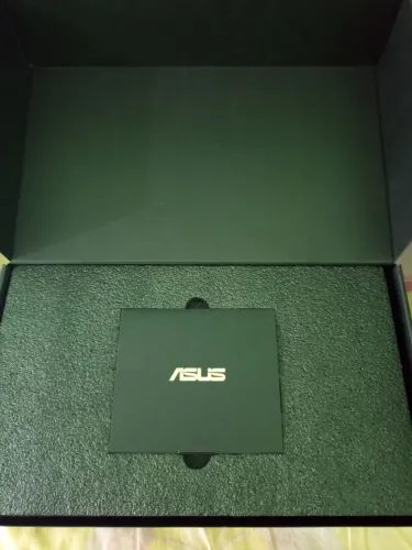 Placa de vídeo 5060 ti 16 GB da Asus 