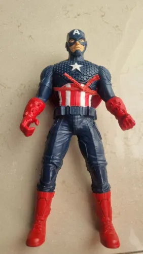 Boneco Articulado Capitão América Olympus 24cm - Hasbro - E5579