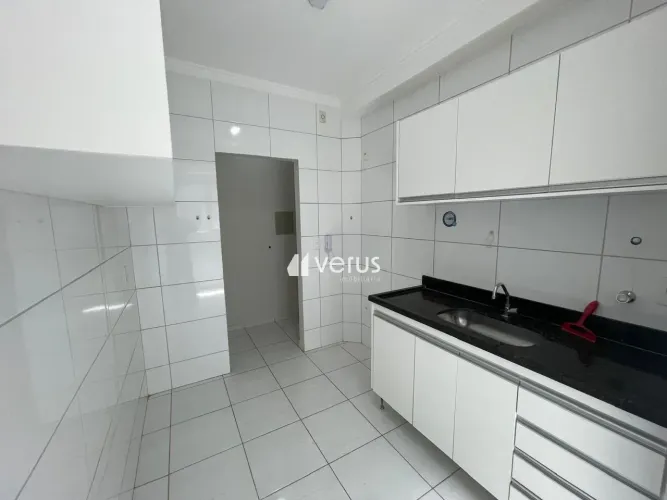 Apartamento para aluguel, 2 quartos, 1 suíte, 1 vaga, LARANJEIRAS - Uberlândia/MG