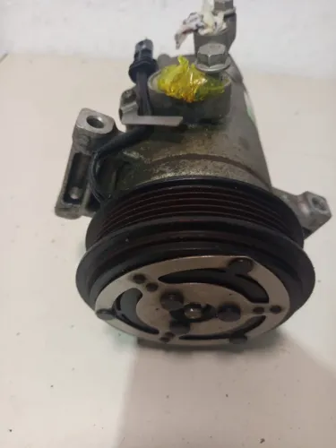 Compressor de Ar-Condicionado Original Chevrolet Onix - R$ 650