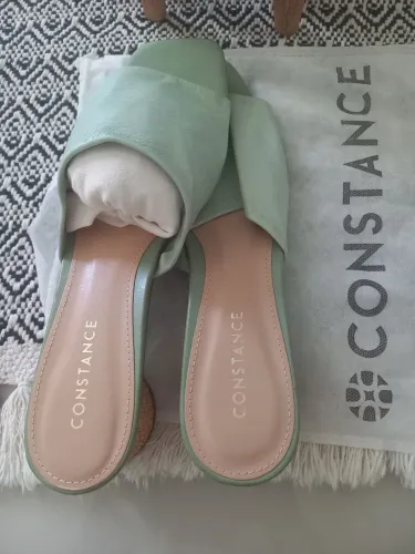 Tamanco em couro novo num 37