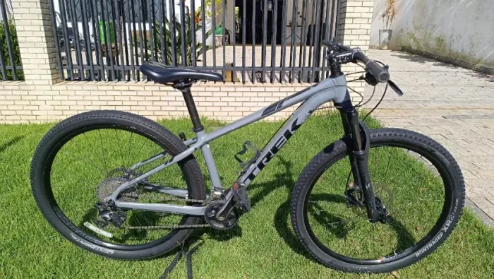 TREK XCALIBER 9 - 27,5?