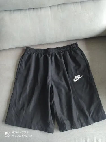 Bermuda corta vento Nike zerada