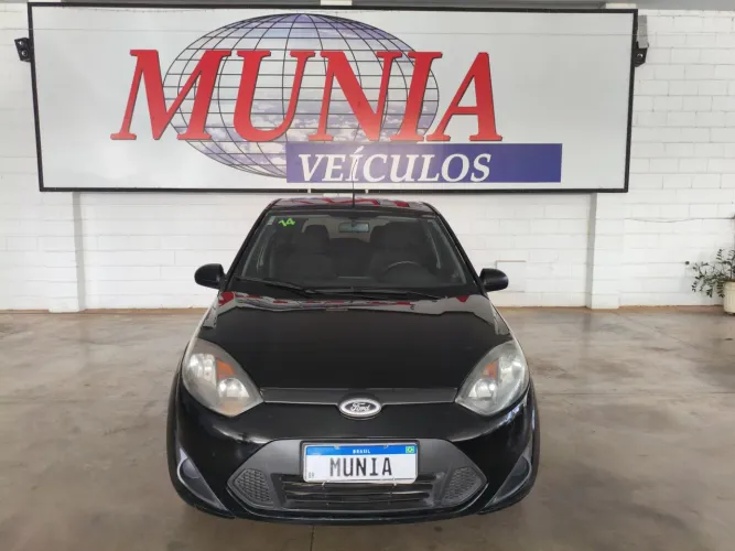 Ford Fiesta 1.0 Rocam SE Plus Hatch 8V Flex 4P Manual 2014