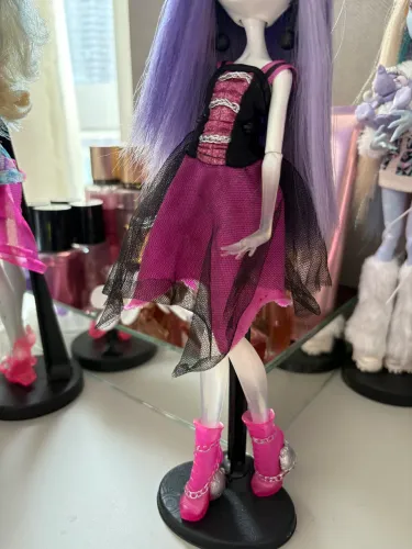 Monster high Spectra ghuls alive