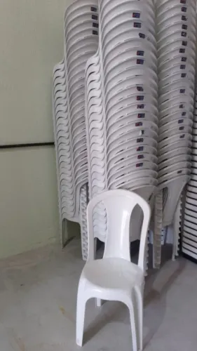 Cadeiras plástico