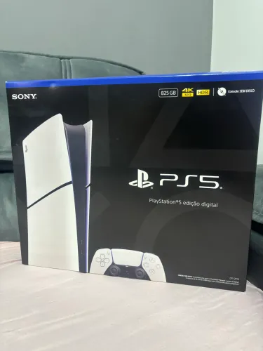 PlayStation 5 Digital + 2 controles | Novo, na garantia, com Nota Fiscal e caixa