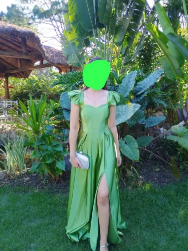 Vestido longo de festa verde oliva